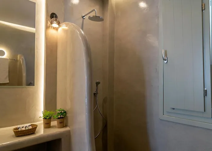 Dolce Kamari (Santorini)